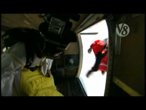 Fat People Skydiving. Skydiving with V8 and Long