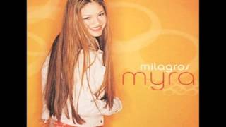 Watch Myra Siempre Hay Milagros video