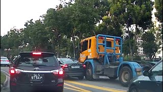 18jul2109 volvo s80 #SDJ202D & truck #XD5215J accident along jalan boon lay