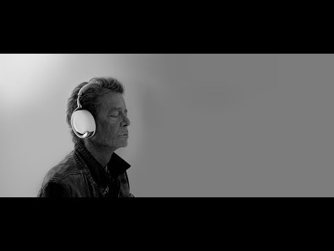Lou Reed's interview for Parrot Zik headphones