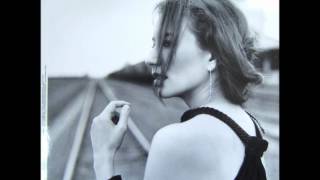 Watch Tori Amos Dont Make Me Come To Vegas video