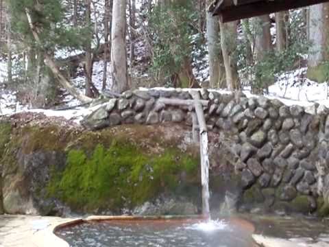 栃木県塩原温泉　塩原福渡温泉は箒川沿いにある冬の露天風呂・不動の湯