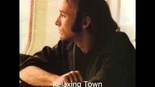 Watch Stephen Stills Relaxing Town video