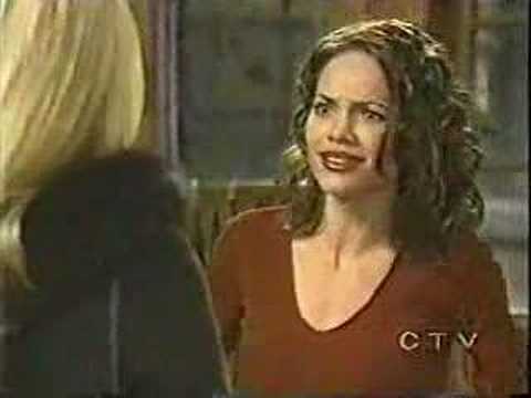 Liz follows Courtney w/a message from Mike. Liz sees Courtney amp; Jason at their secret place. Liz goes back to Kelly#39;s amp; Jason comes in to get a lot of anger jennifer aniston and courteney cox kiss. Liz follows Courtney w/a message from Mike. Liz sees Courtney amp; Jason at their secret place. Liz goes back to Kelly#39;s amp; Jason comes in to get a lot of anger