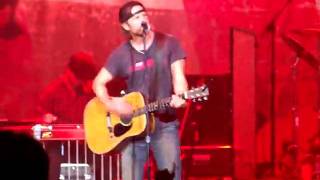 Watch Dierks Bentley Better Believer video