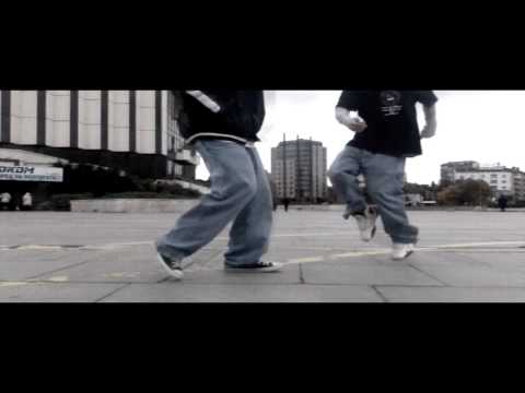 Hilary Duff FHM Maxim Paris Hiltonthank god Jennifer Aniston legs