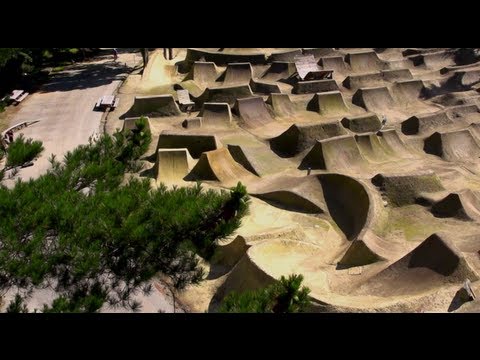 BMX Dirt Competition in NZ - Red Bull Roast It 2013 - TEASER