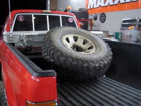 Toyota 4x4: Bed Mount Angled Spare Tire Carrier - YouTube