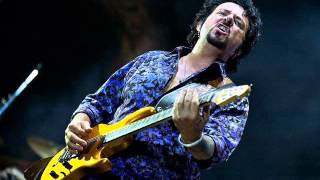 Watch Steve Lukather Shine On You Crazy Diamond video