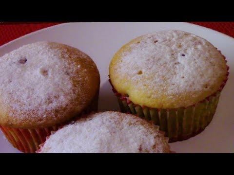 Кексы на кефире с ягодами.Вкусные,Нежные и ароматные.Простой рецепт. Кексы на кефире с ягодами.Вкусные,Нежные и ароматные.Простой рецепт.