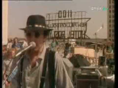 Скачать песню u2 where the streets have no name