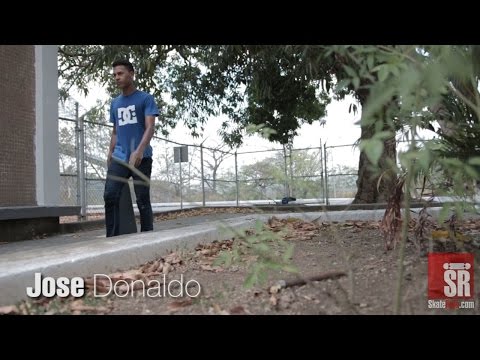 1:28 de Skateboarding con José Donaldo de Panamá