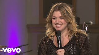 Kelly Clarkson - Interview (Walmart Soundcheck 2009)