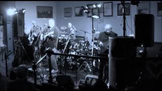 "Over the Falls" by Tom Farley (The High Energy Acoustics Band: First Take Live - 2016)