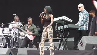 M People | Moving On Up | V Festival | 2014