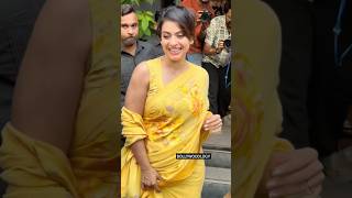 Oh My God...kajol Ne Yellow Saree Me Sabko Nasha Chadadiya Bollywoodlogy