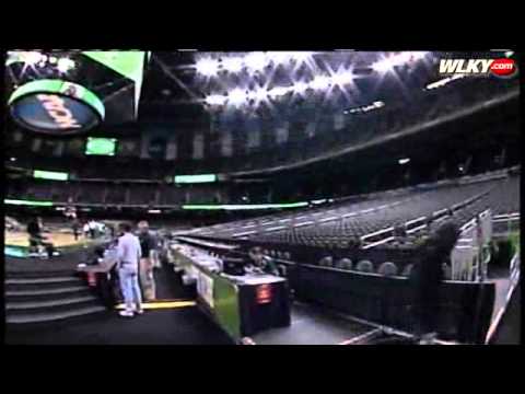 Mercedes Benz Dome on Learn And Talk About Mercedes Benz Superdome  American Football Venues