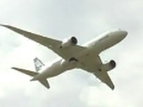 Boeing 787 Missed Approach - East Midlands Airport