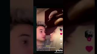 Yanlışlıkla Öpüşen Tiktokerlar Merve Yalçın Thebez Bartu Ayda Kutay