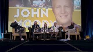 Retireholics live onstage show from the American Trust Conference