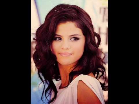 Miley Cyrus VS Selena Gomez 2012 I just made this video for fun I like 