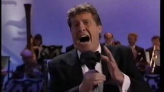 Watch Michael Crawford Tell Me On A Sunday video