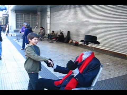 ====Soy una estatua pero estoy vivo...==== Hqdefault