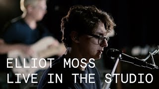 Watch Elliot Moss Boomerang video