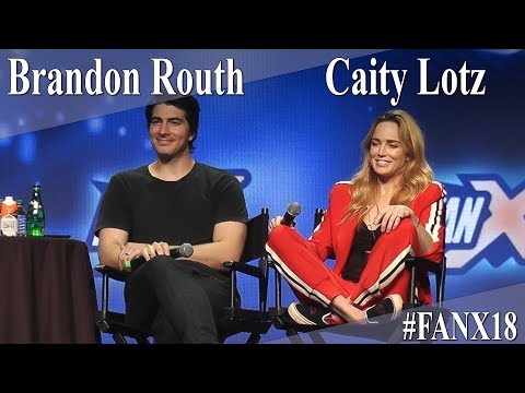 Brandon Routh and Caity Lotz - Legends of Tomorrow Panel/Q&A - FanX 2018