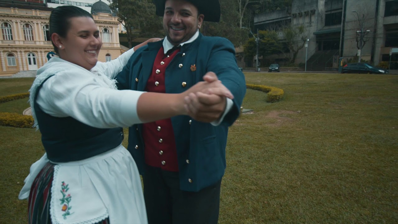 Bauernfest: Dança dos Grupos Folclóricos Alemãs de Petrópolis.