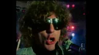 Watch Ian Hunter We Gotta Get Out Of Here video