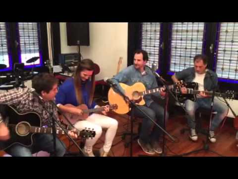 Un poco de sal -Juan el que canta- Martina Graf