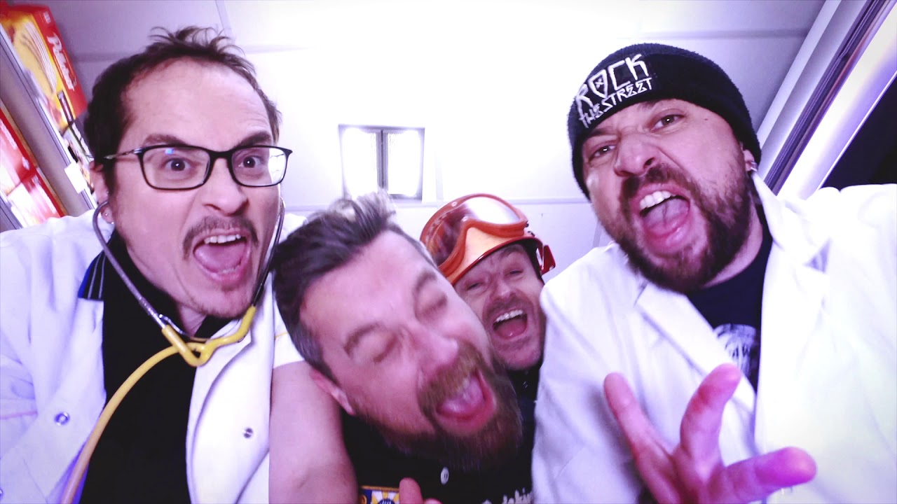 Les Fatals Picards - SUCER DES CAILLOUX