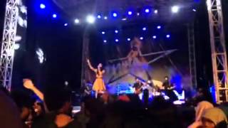 Icha Zagita Tahun Baru 2015