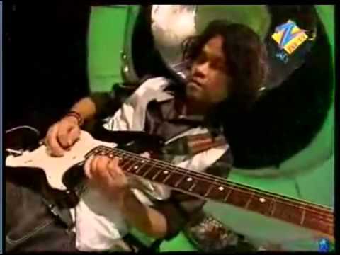 Goonja sa hai koi ek tara Priyanka.flv