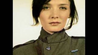 Watch Sarah Blasko Beautiful Secrets video