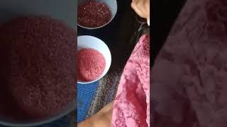 Kelakuan Emak Emak Ngejahit Sambil Video Call
