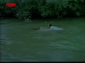 Kazım Kartal, Kardeşi Rolündeki kızı Taciz ediyor... (ellere dikkat)