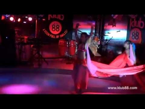 Bollywood: Pyar Ke Geet
