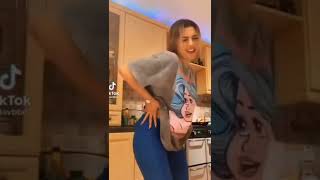 SEXY Arab girl twerking  Instagram reels   TikTok Booty shake   #arabbootyshake 