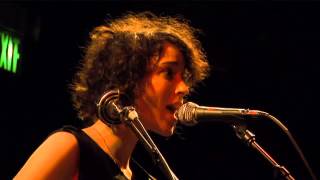 Watch St Vincent Your Lips Are Red video