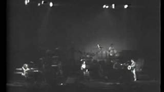 Watch Tubes Smoke la Vie En Fumer video
