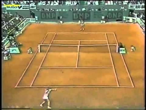 Monica セレス（セレシュ） vs Steffi グラフ 1989 全仏オープン ハイライト