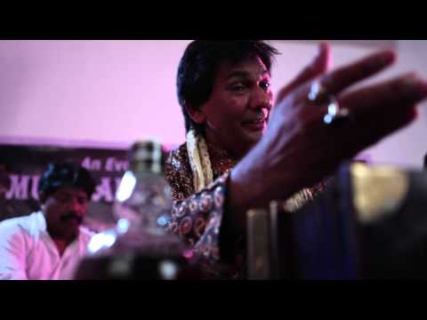 ROHIT SINHA LIVE -PEENE WALON SUNO