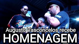 Moto Clube UMAL Homenageia a ONG Comunidade do Rock | Augusto Vasconcelos ao vivo no palco