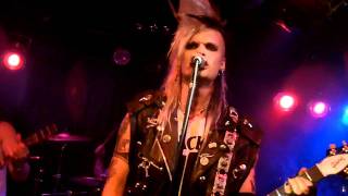 Watch Crashdiet Bound To Fall video