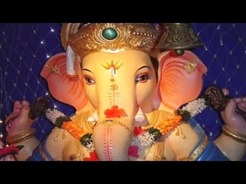 Ganpati Aanayala Vaat Majhi Bagtoy Rikshawala - Ganpati Marathi...