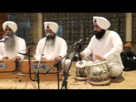 BHAI DAVINDER SINGH SODHI LUDHIANA - NANAK CHINTA MAT KARO CHINTA...