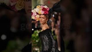 Slow-Mo - The 2024 Met Gala Celebrating Sleeping Beauties Reawakening Fashion - Arrivals.