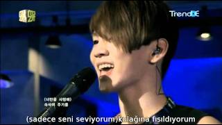 Watch Shinee Wowow video